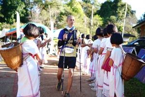 BIB: 2833
                            <button type="button" onclick="openModal(19059423)" class="btn btn-primary btn-sm float-right btn-popup" data-toggle="modal" data-target=".modal-high-quality">
                        <i class="fas fa-shopping-cart"></i> Add to Cart
                    </button>
                                            <button type="button" onclick="isThisMe(19059423, true)" class="btn btn-success btn-sm float-right btn-popup btn-isme hidden" data-toggle="tooltip" data-placement="bottom" title="นี่คือรูปของคุณใช่ไหม คลิกที่นี่เพื่อเอาเข้าอัลบั้ม">
                        <i class="fas fa-plus"></i> Add to album
                    </button>
                    <button type="button" onclick="isThisMe(19059423, false)" class="btn btn-warning btn-sm float-right btn-popup btn-isnotme hidden">
                        <i class="fas fa-ban"></i> Remove from album
                    </button>